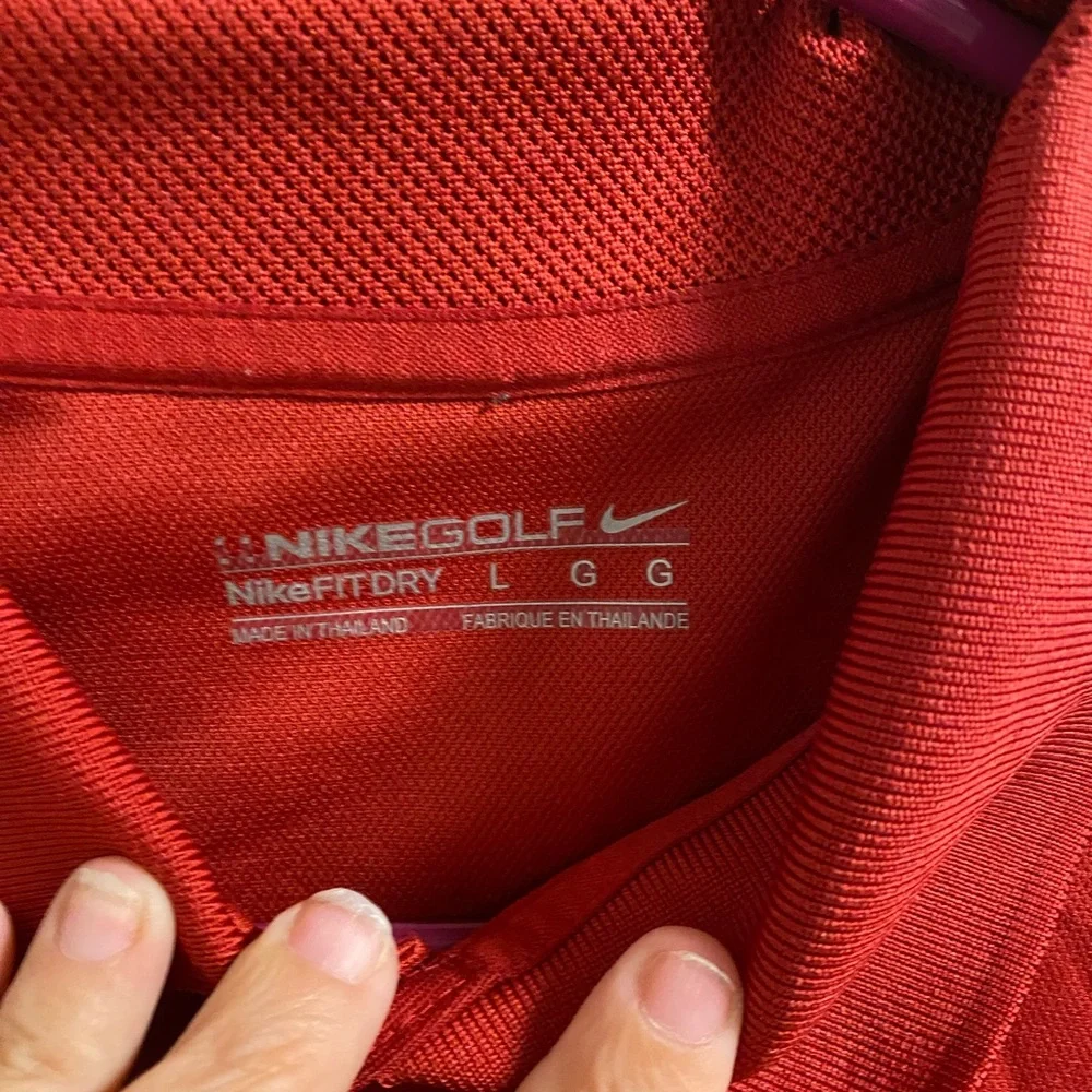 Nike classic red